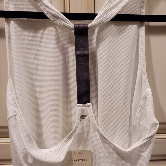 Fabletics Cashel logo back tank - Picture 1 of 3